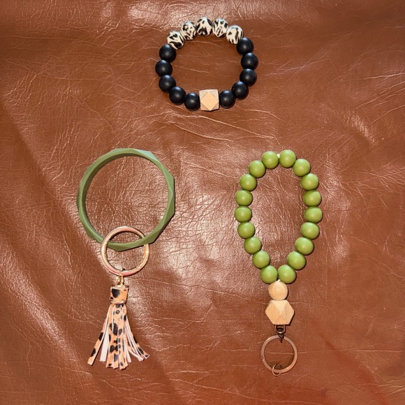 Keychain Bundle - Picture 1 of 1